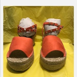 Orange/coral